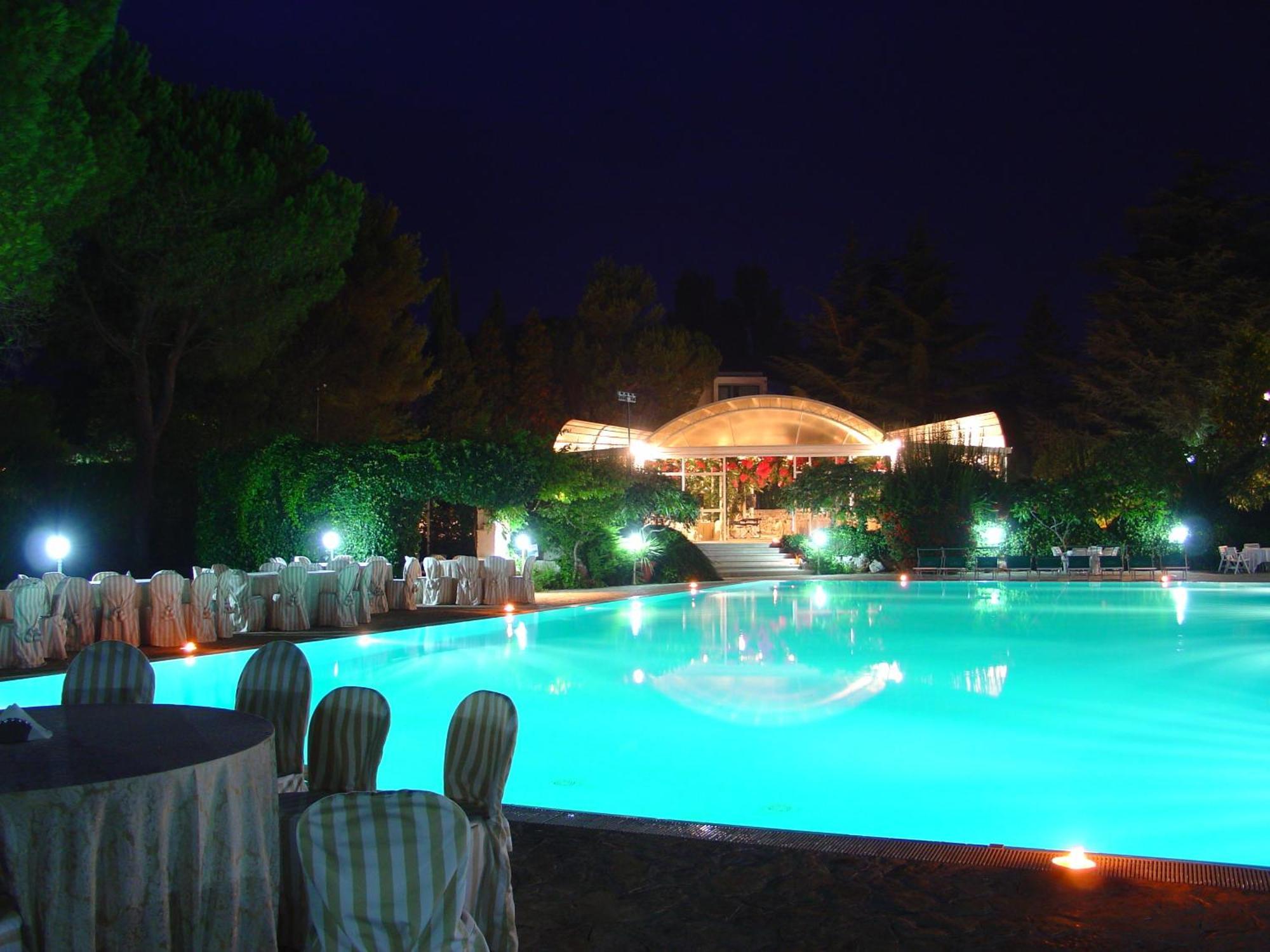 Hotel Sierra Silvana Selva Di Fasano Zewnętrze zdjęcie
