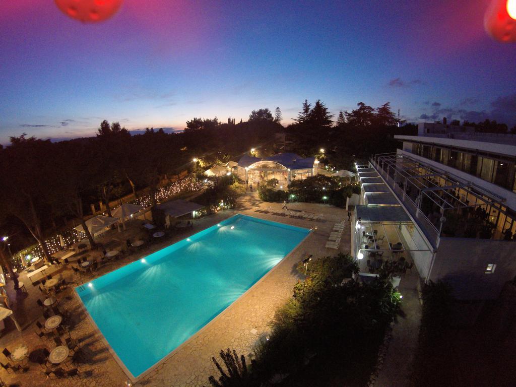 Hotel Sierra Silvana Selva Di Fasano Zewnętrze zdjęcie