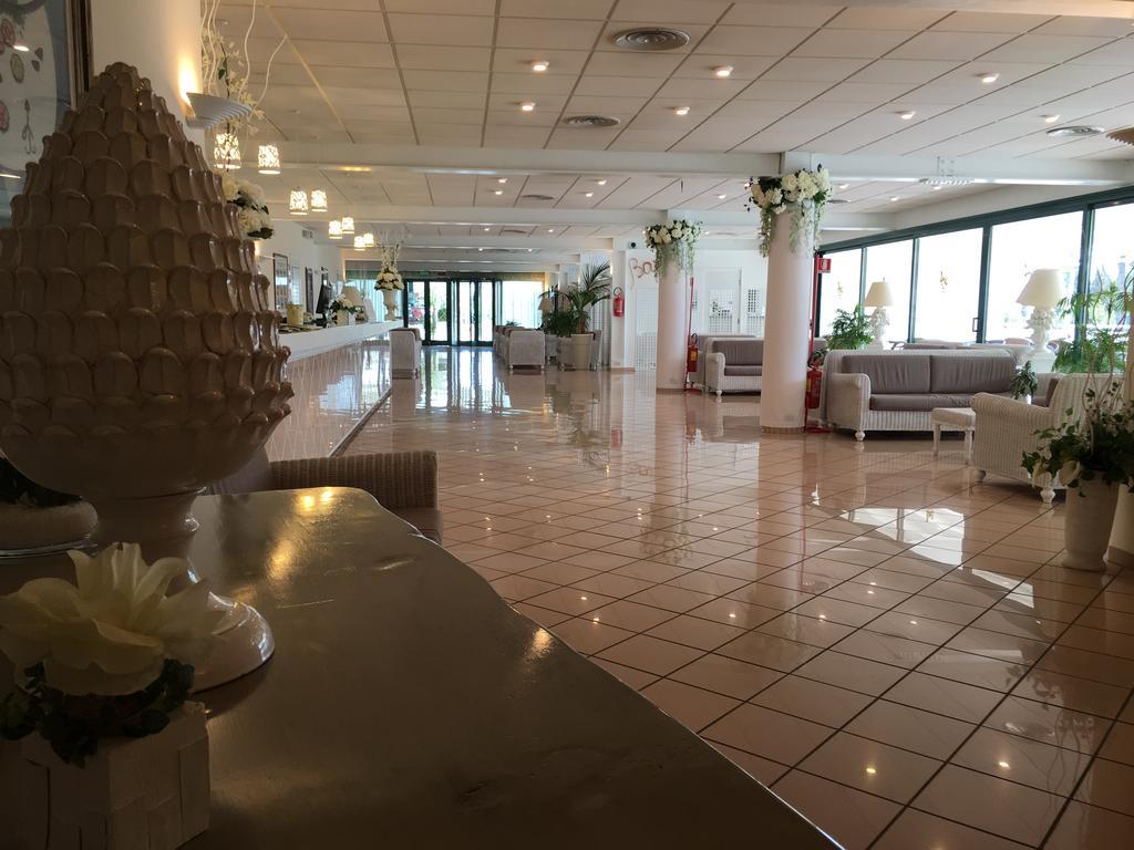 Hotel Sierra Silvana Selva Di Fasano Zewnętrze zdjęcie